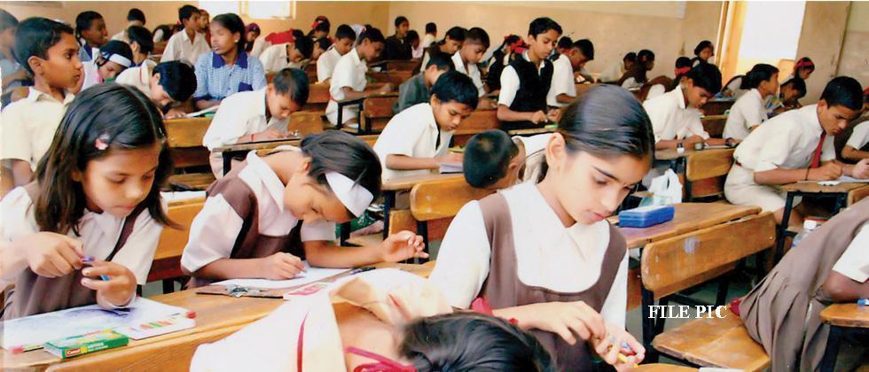 4 Tips To Score Well In Board Examinations